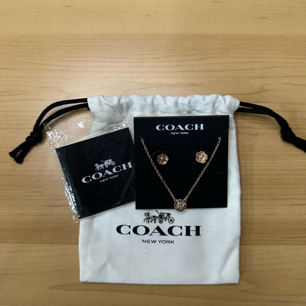 Coach Rose Gold Jewelry Set